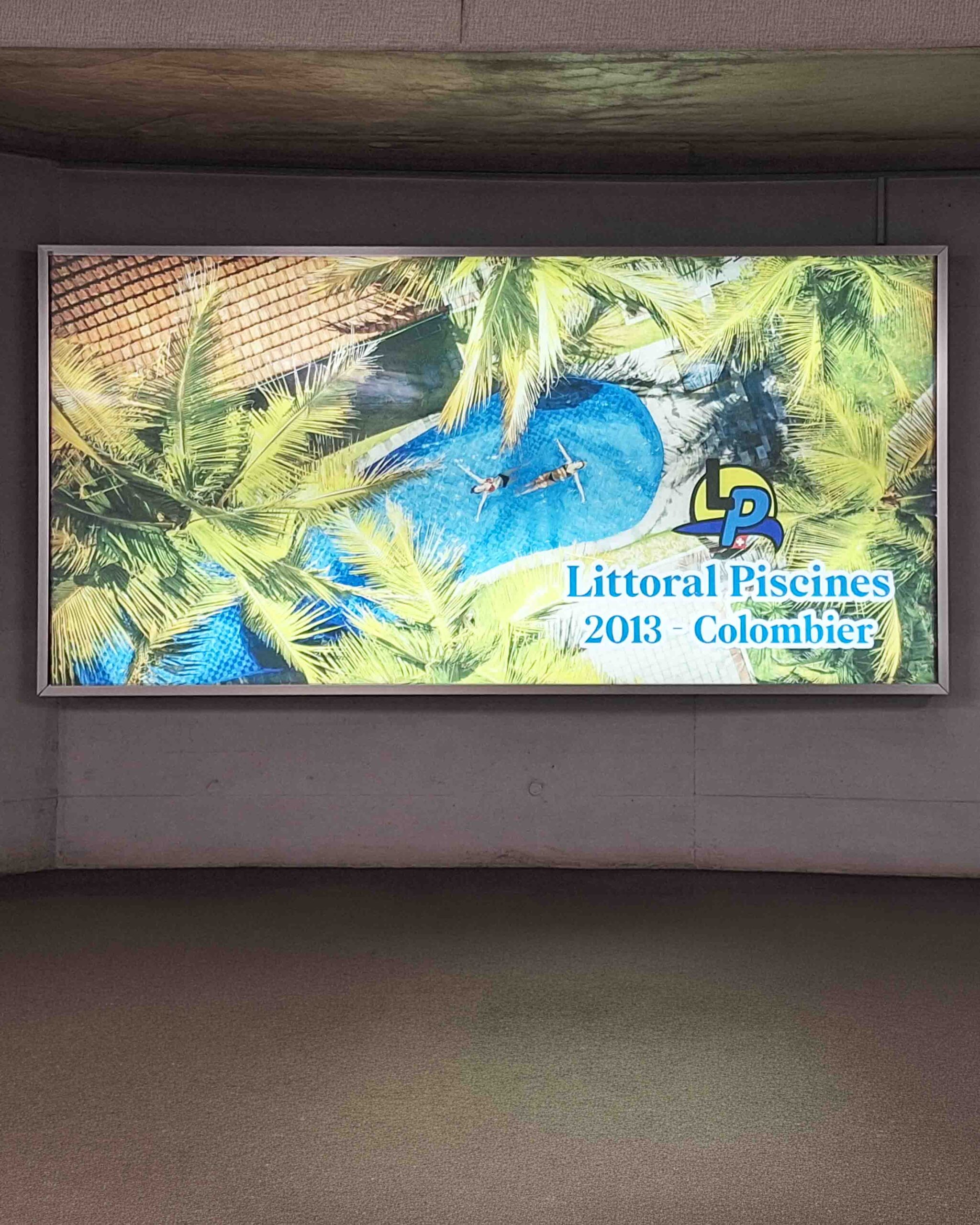 BS Milkshake in use for Littoral Piscines poster